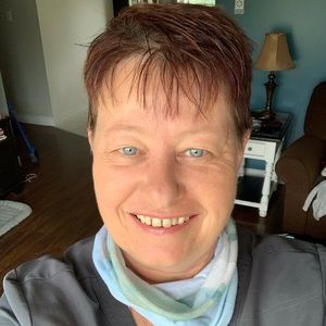 Meet your Posher, Angela